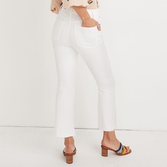 Madewell Cali Demi Boot Jeans in Pure White Denim Raw Hem Edition Size 29 - Picture 4 of 17